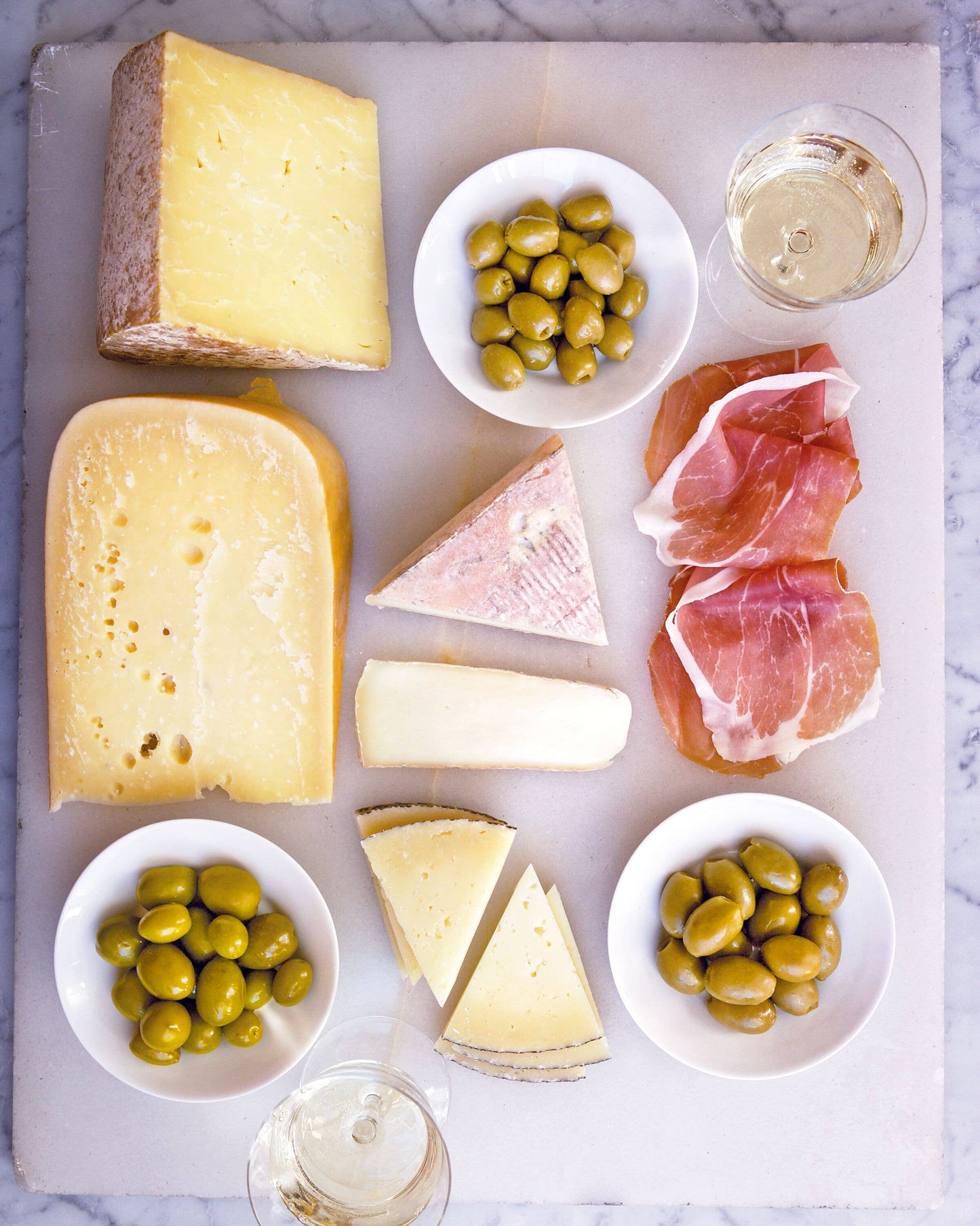 Divina Organic Pitted Green Olives