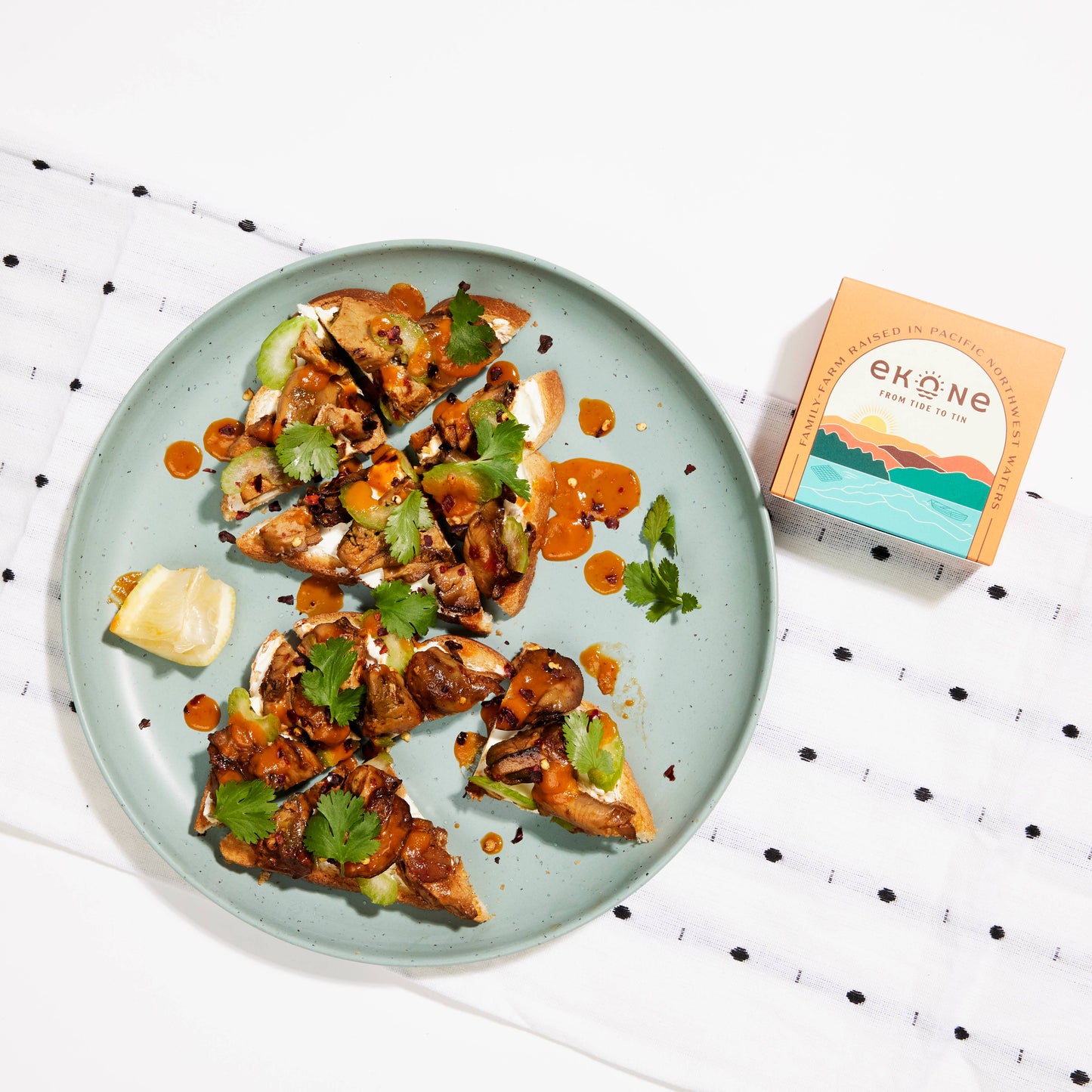 Ekone Habanero Smoked Oysters, Washington