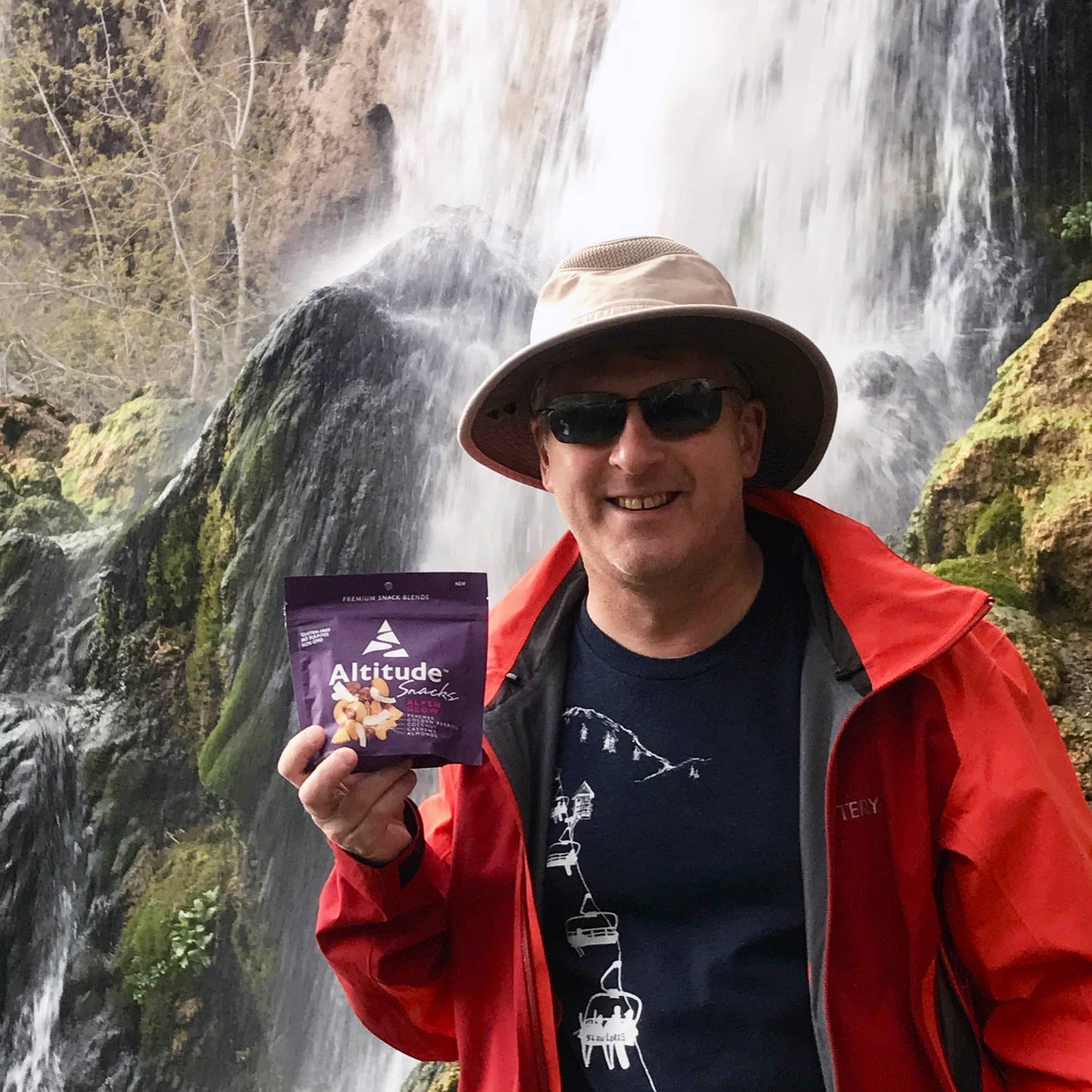 Altitude Snacks 'Alpen Glow' Trail Mix