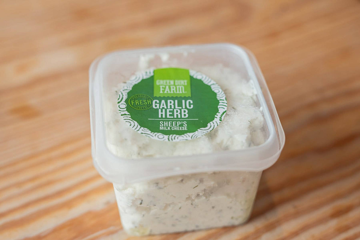 Green Dirt Farm - Fresh Spreadable Sheep's Milk Cheese - Garlic Herb 16 oz